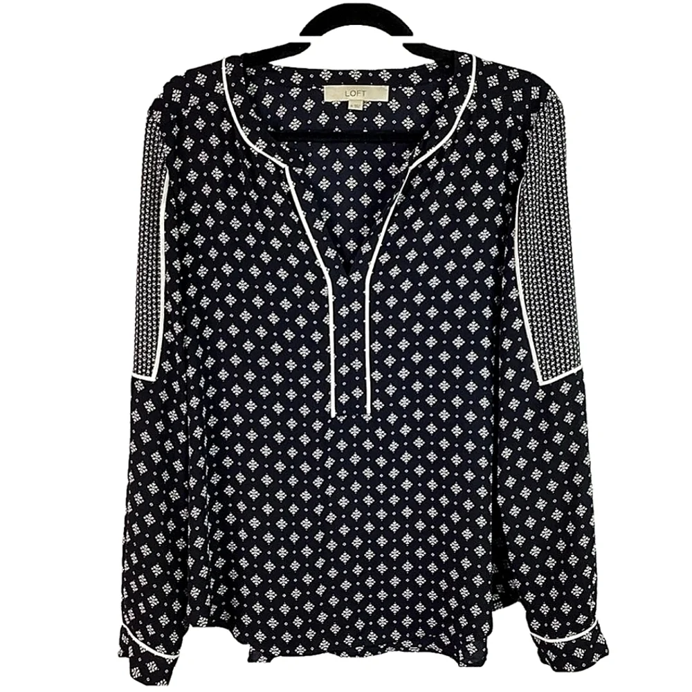 LOFT ANN TAYLOR SIZE M TOP NAVY BLUE WHITE BLOUSE FALL GUC - Picture 3 of 15